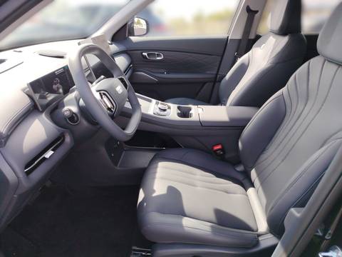 2026 Geely Starray EM-i — sličica 12