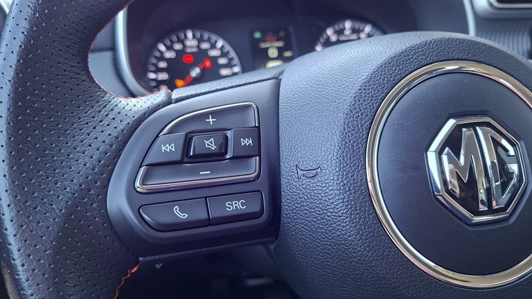 2022 MG ZS — fotografija 17