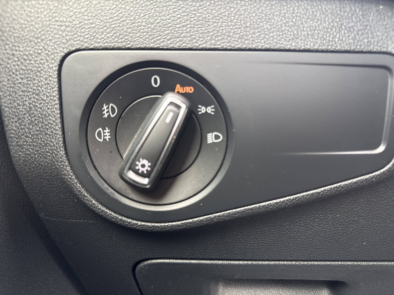2017 Volkswagen Tiguan — fotografija 25