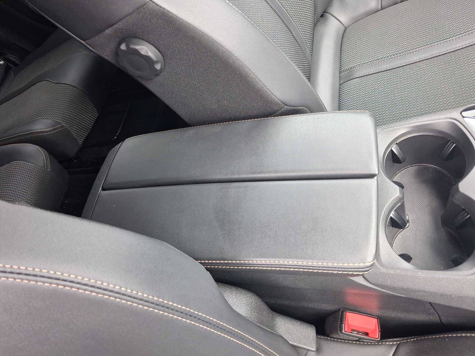 2023 Peugeot 5008 — fotografija 21