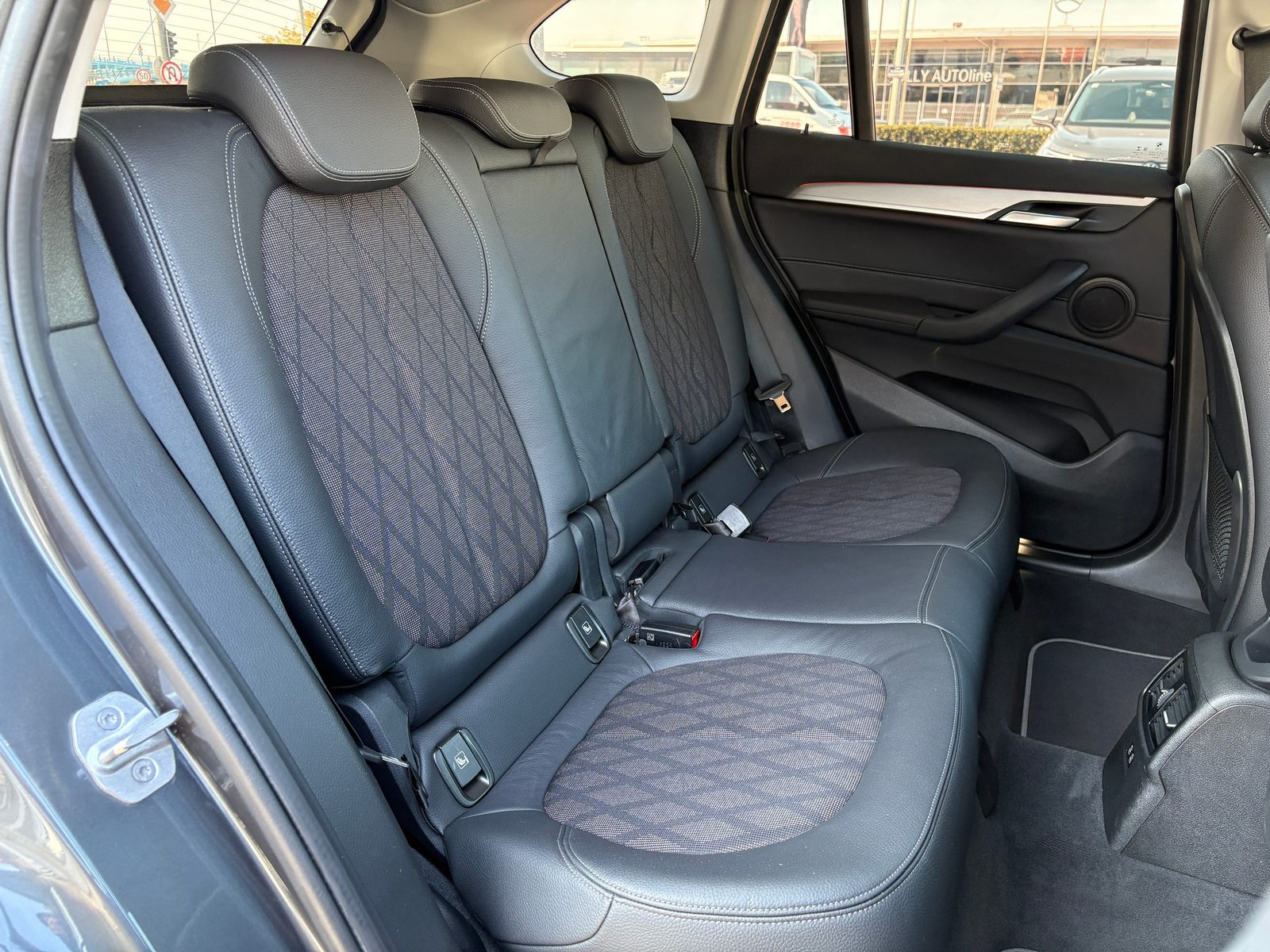 2020 BMW X1 — fotografija 11
