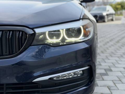 2017 BMW Serija 5 — sličica 11