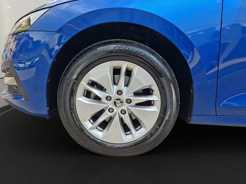 2022 Škoda Octavia — sličica 9