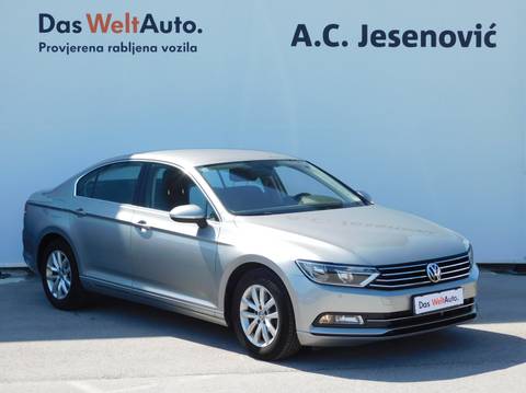 2017 Volkswagen Passat — sličica 3