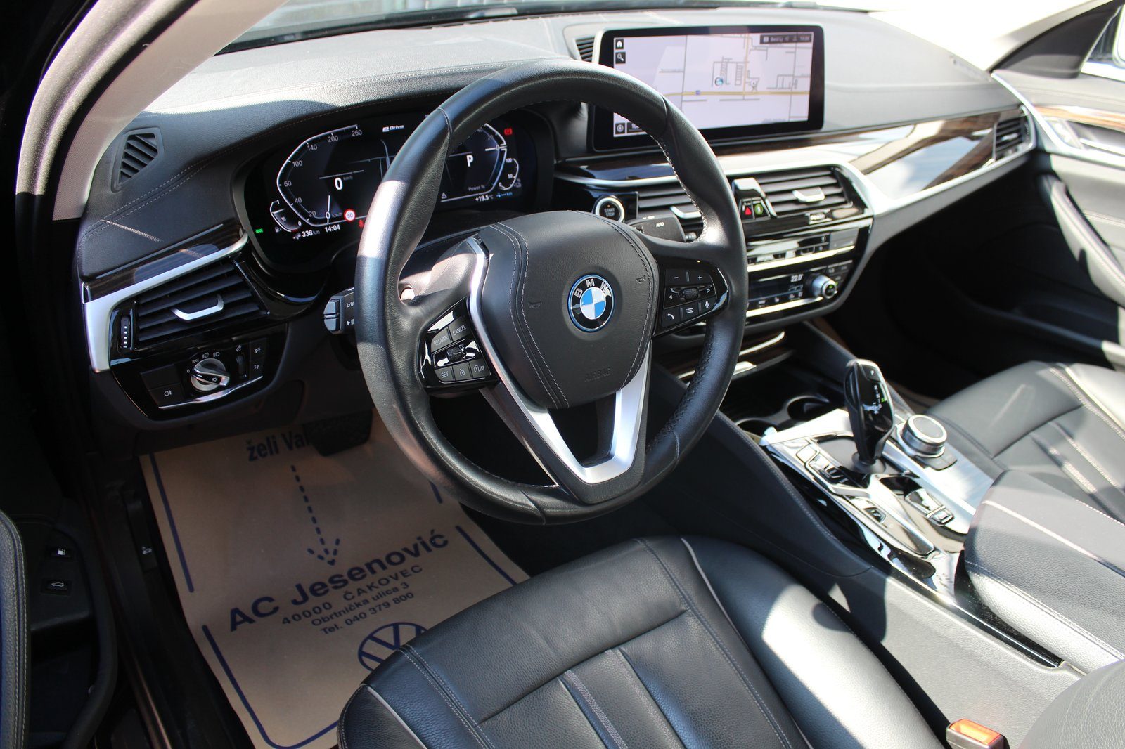 2022 BMW Serija 5 — fotografija 9