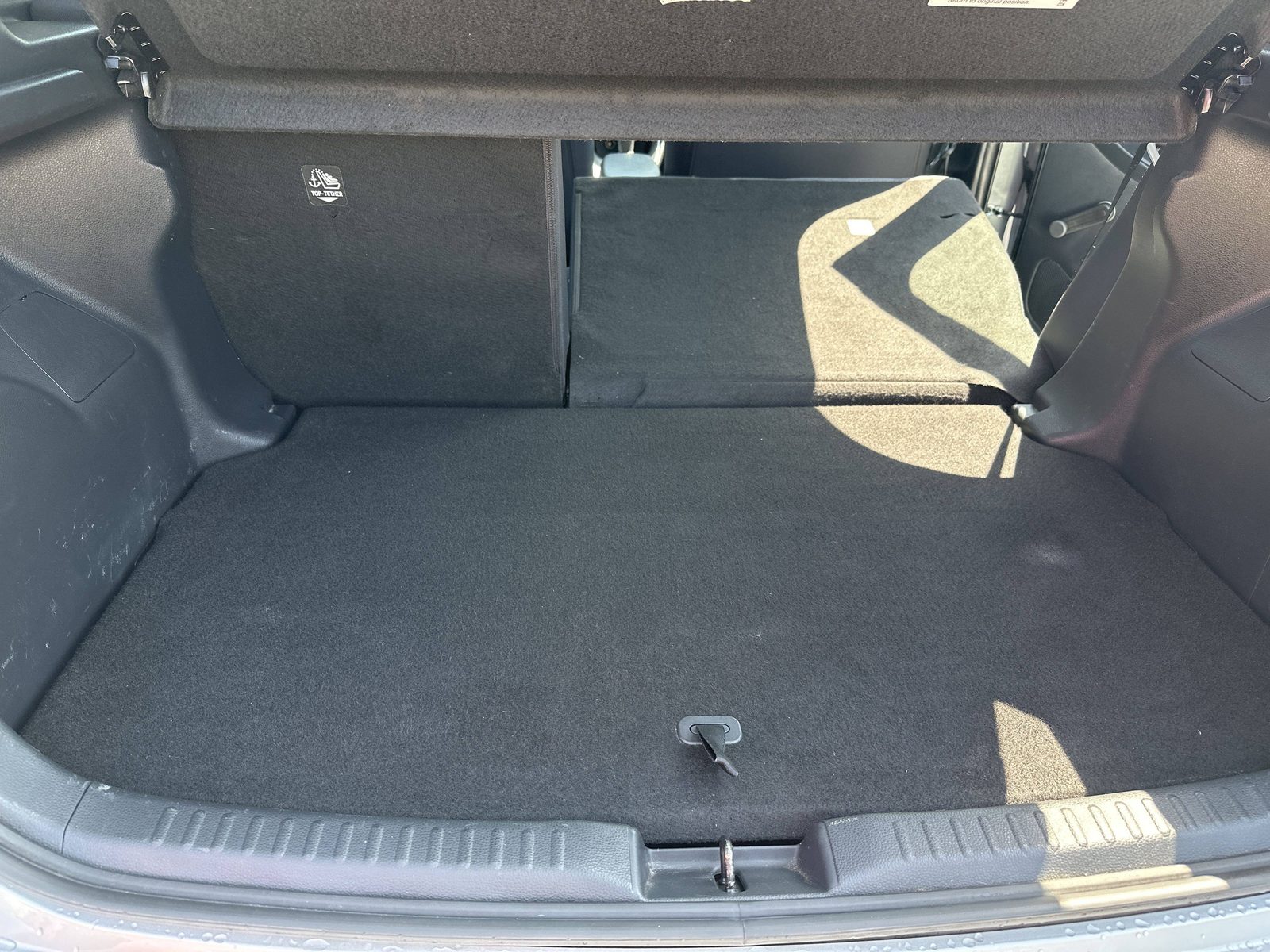 2021 Toyota Yaris — fotografija 15