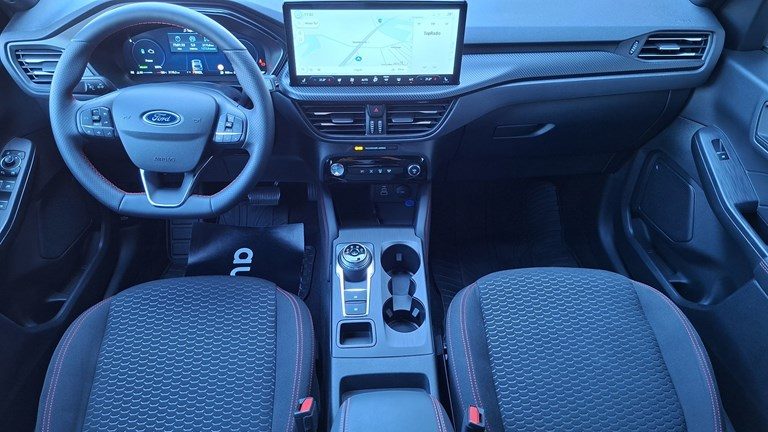 2025 Ford Kuga — fotografija 4
