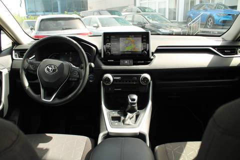 2022 Toyota RAV4 — sličica 13