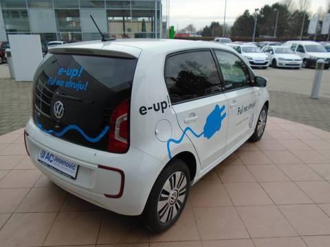 2017 Volkswagen up! — sličica 6