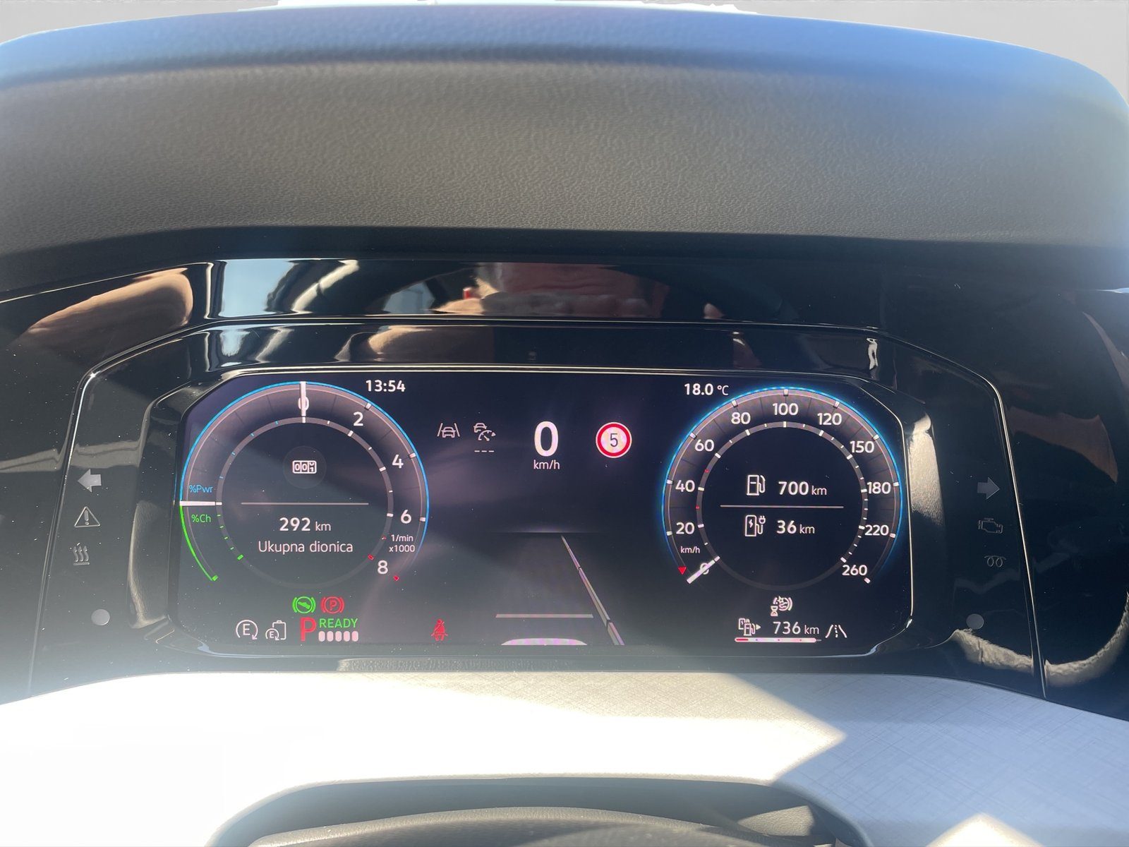 2025 Volkswagen Golf — fotografija 13