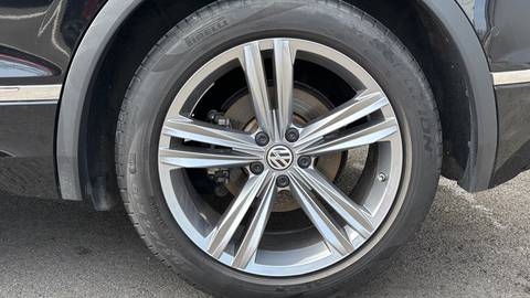 2020 Volkswagen Tiguan — sličica 21