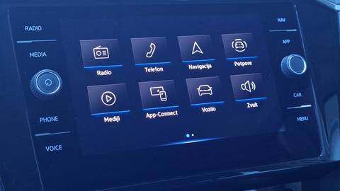 2021 Volkswagen Passat — sličica 14