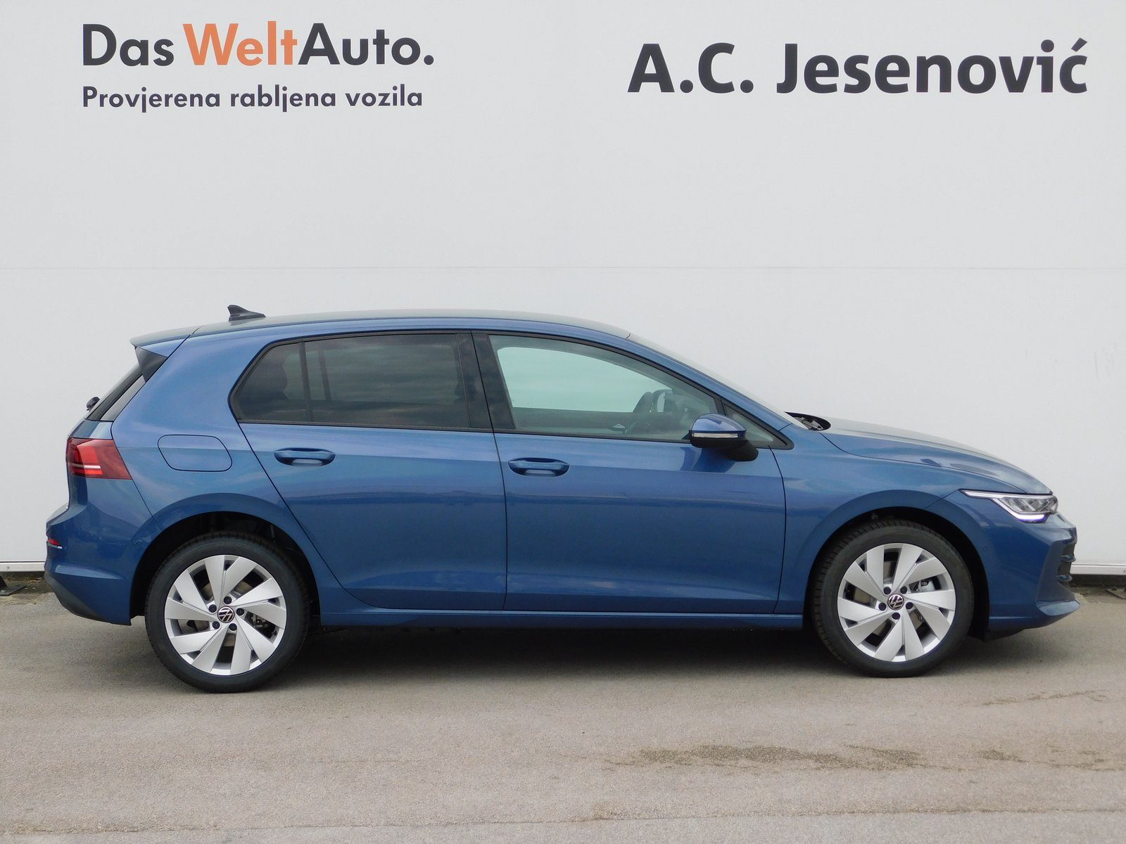 2025 Volkswagen Golf — fotografija 4