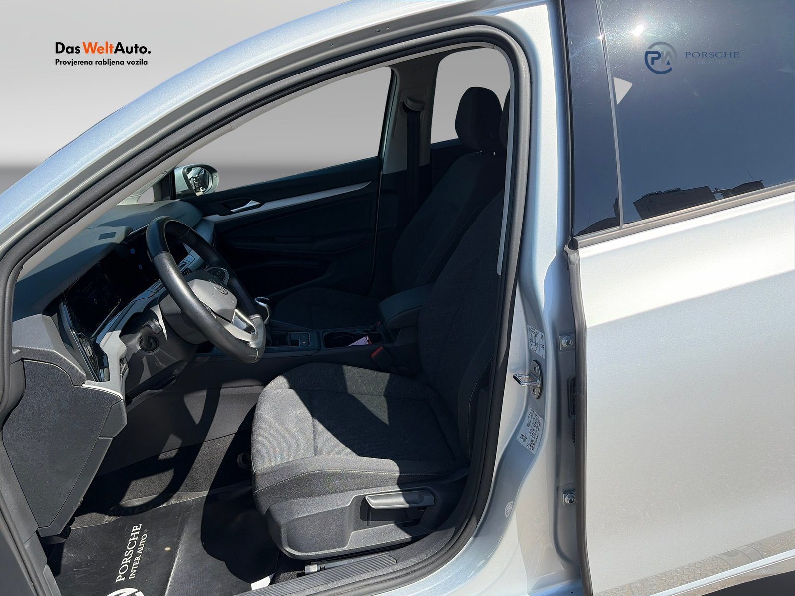 2023 Volkswagen Golf — fotografija 9