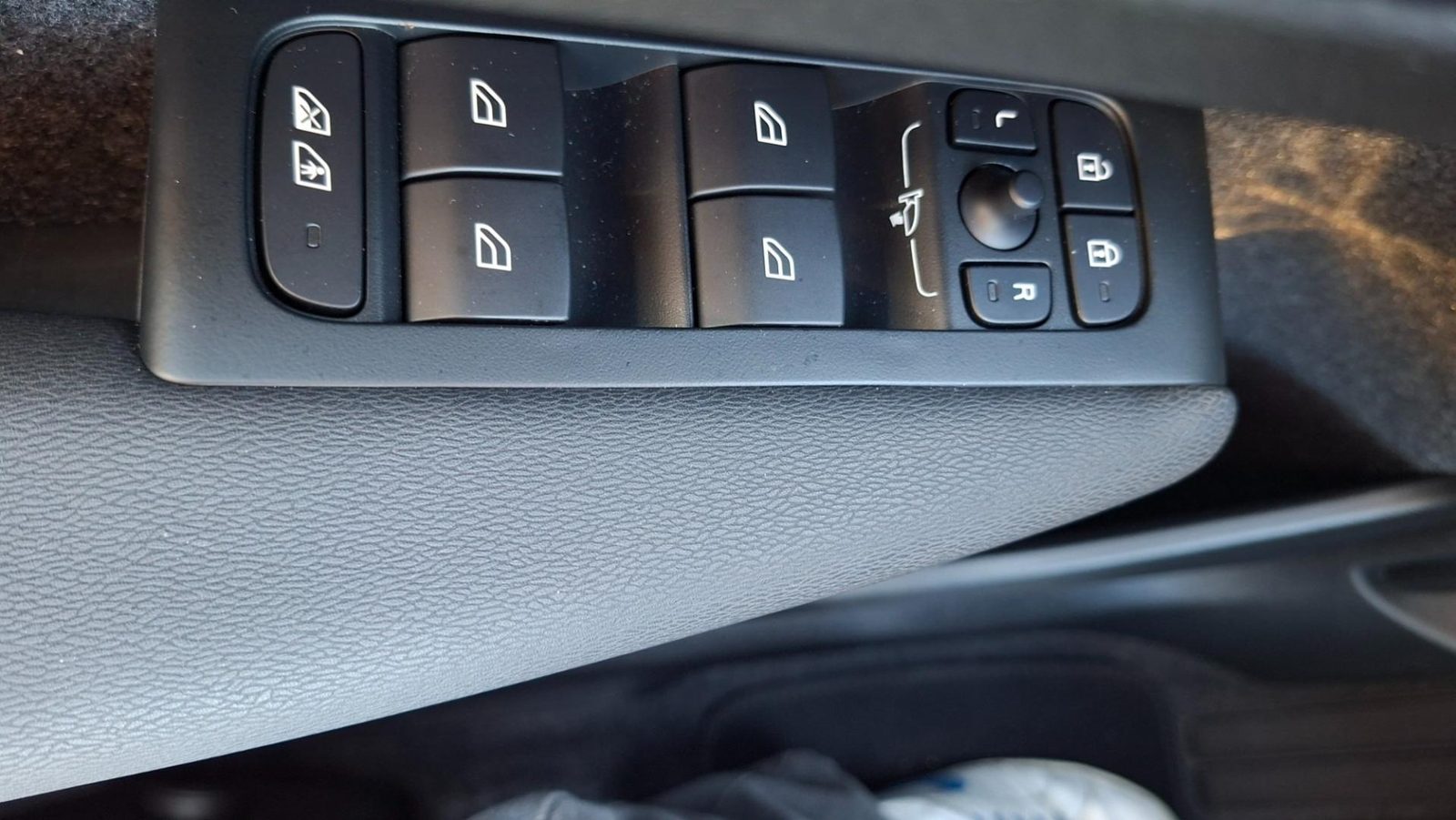 2026 Volvo XC40 — fotografija 19