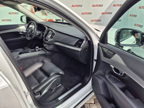 2022 Volvo XC90 R-Design — sličica 13