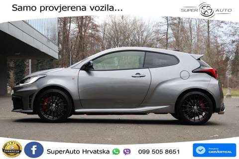 2024 Toyota Yaris — sličica 3