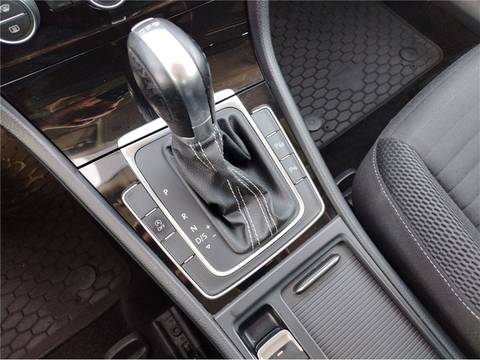 2014 Volkswagen Golf — sličica 13