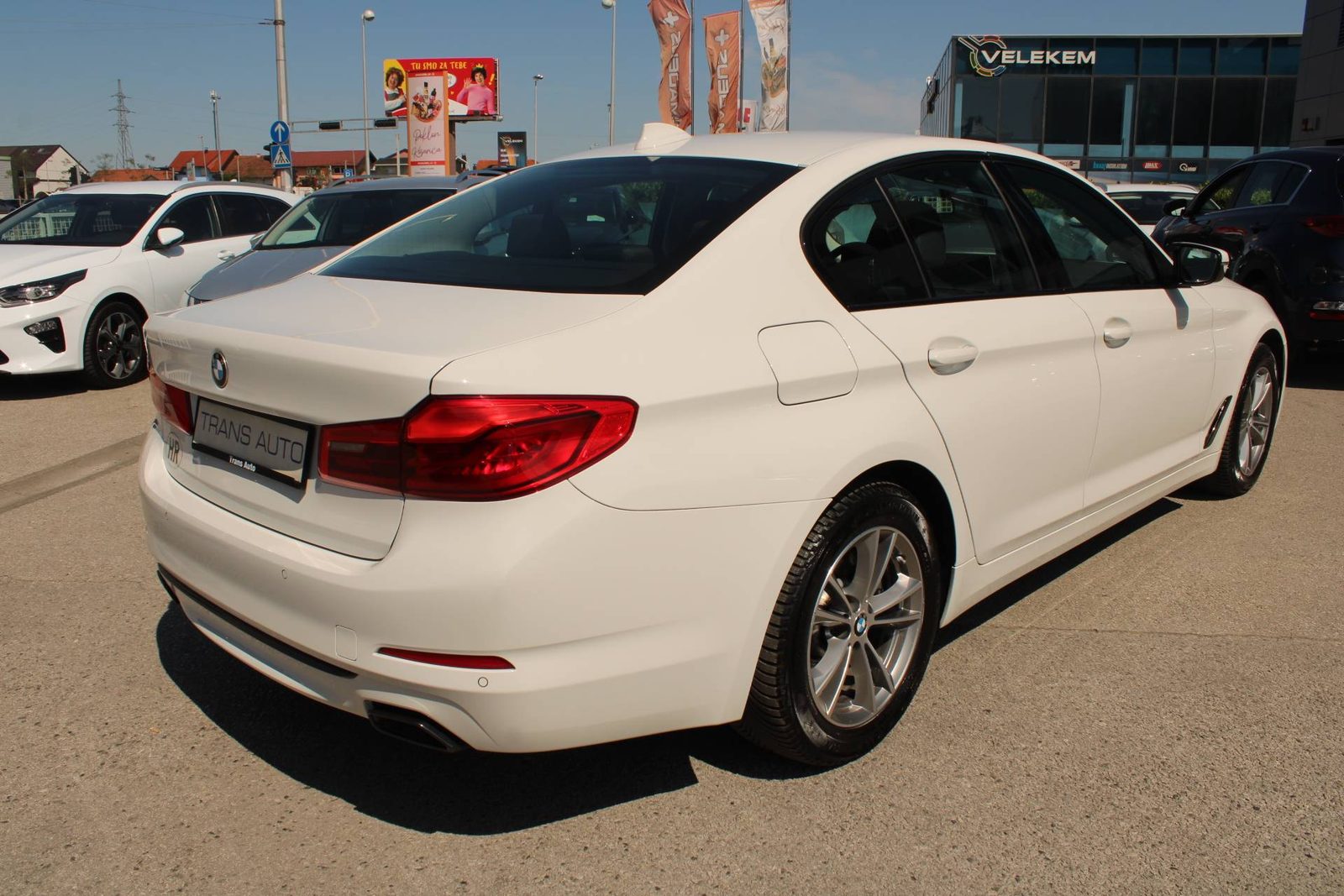 2020 BMW Serija 5 — fotografija 5