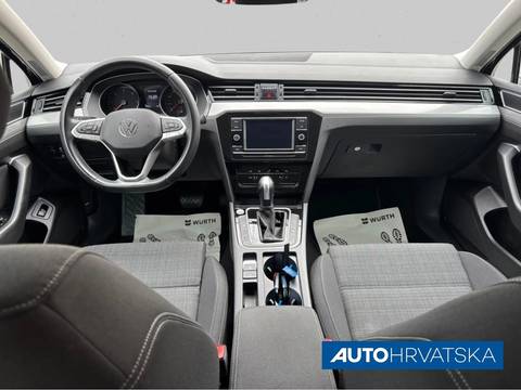 2021 Volkswagen Passat — sličica 6