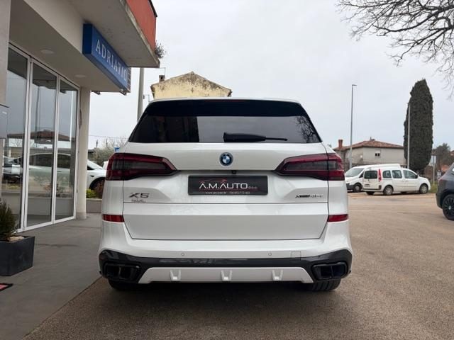 2022 BMW X5 — fotografija 7
