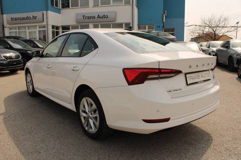 2023 Škoda Octavia — sličica 8