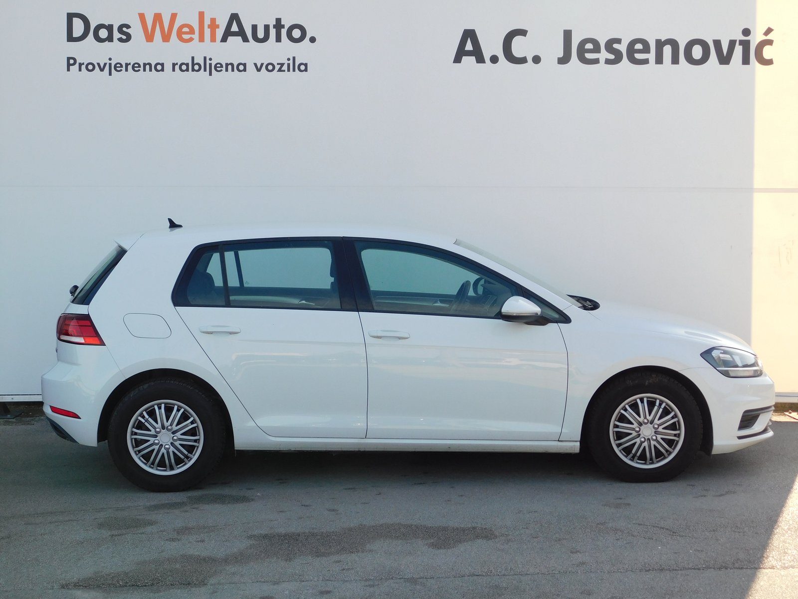 2017 Volkswagen Golf — fotografija 4