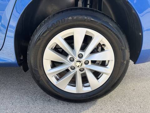 2023 Škoda Kamiq — sličica 14