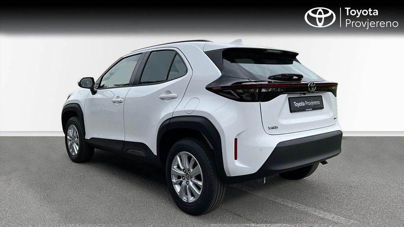 2026 Toyota Yaris Cross — fotografija 4