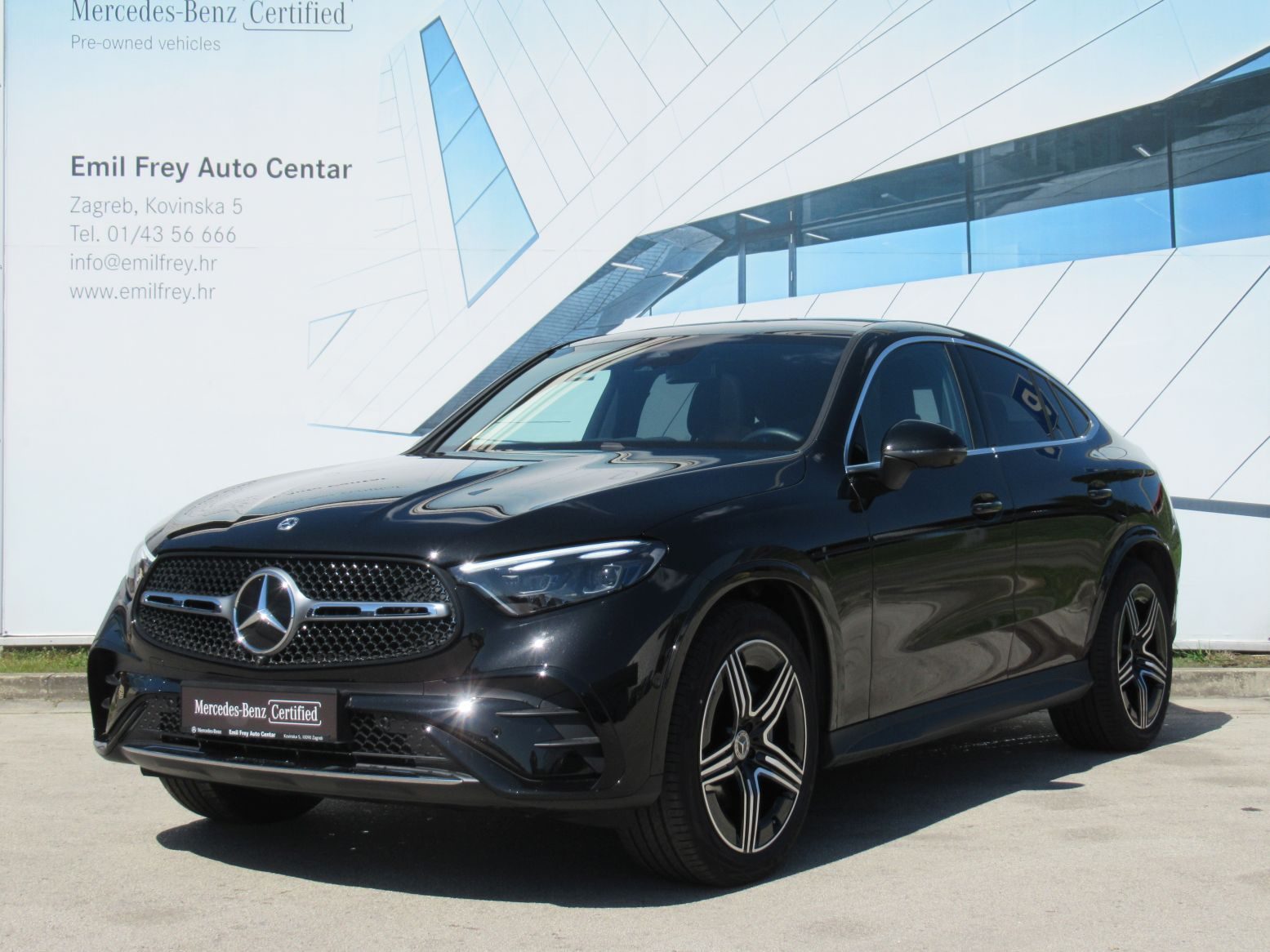 2025 Mercedes-Benz GLC AMG Line — fotografija 3