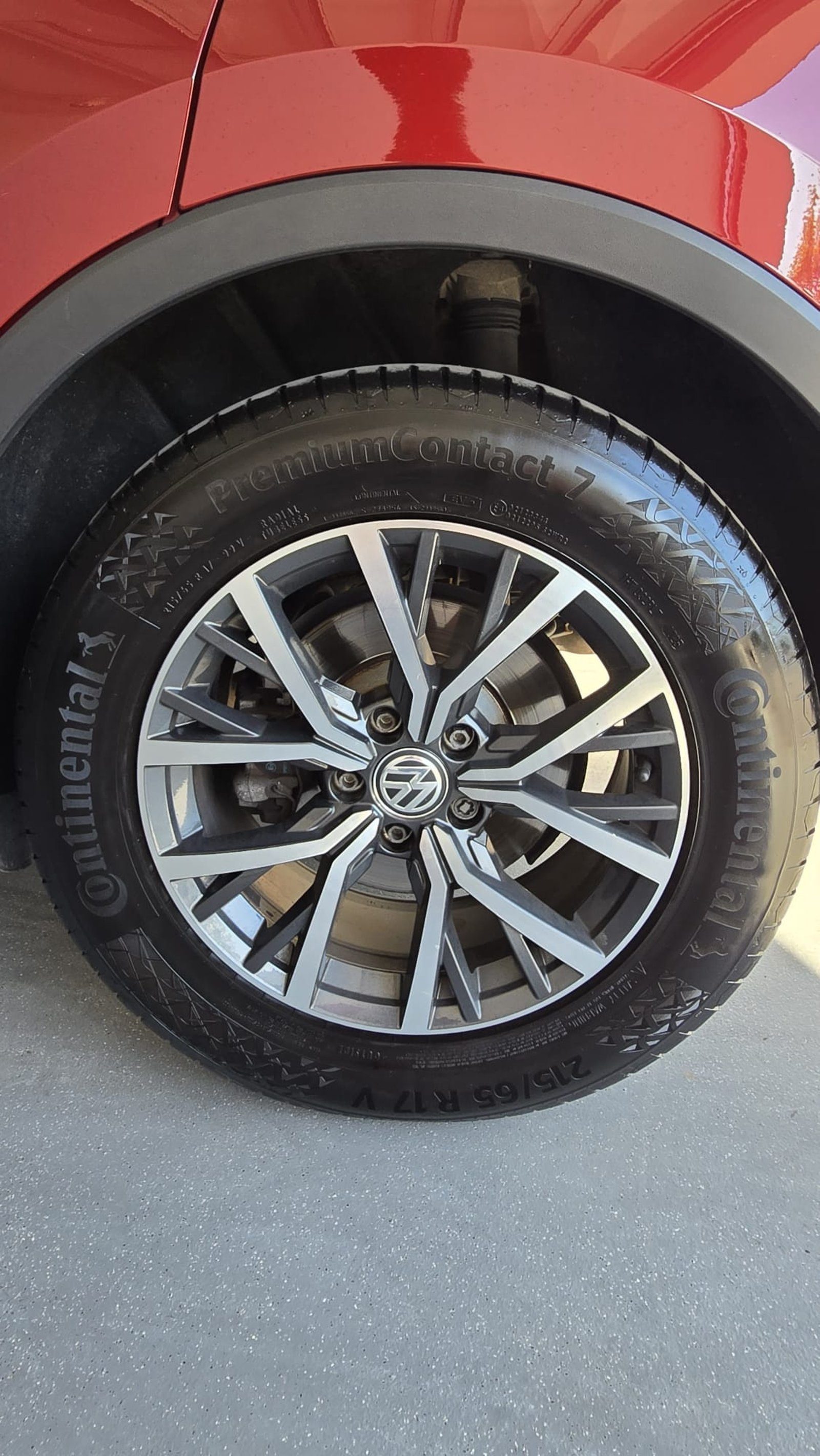 2018 Volkswagen Tiguan — fotografija 21