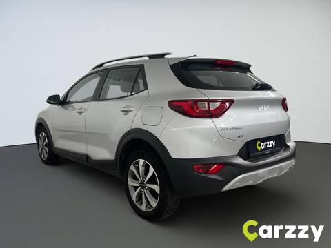 2022 Kia Stonic — sličica 8