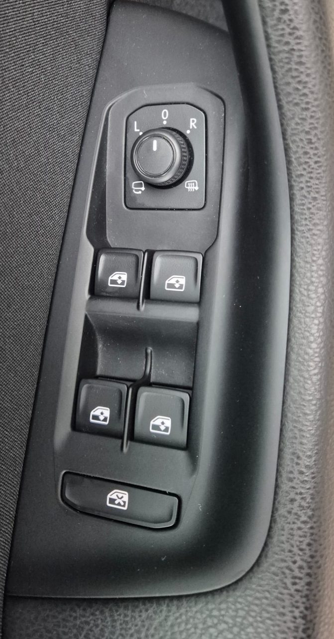 2021 Volkswagen Passat Variant — fotografija 10