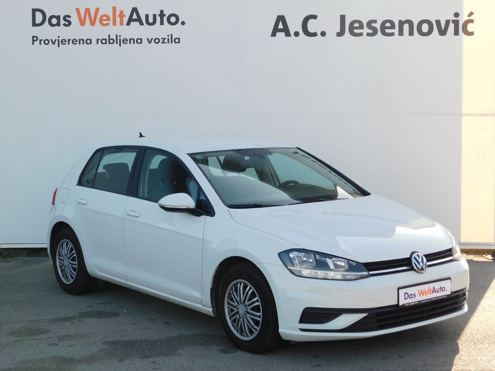 2017 Volkswagen Golf — fotografija 3