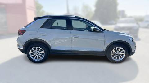 2023 Volkswagen T-Roc — sličica 8