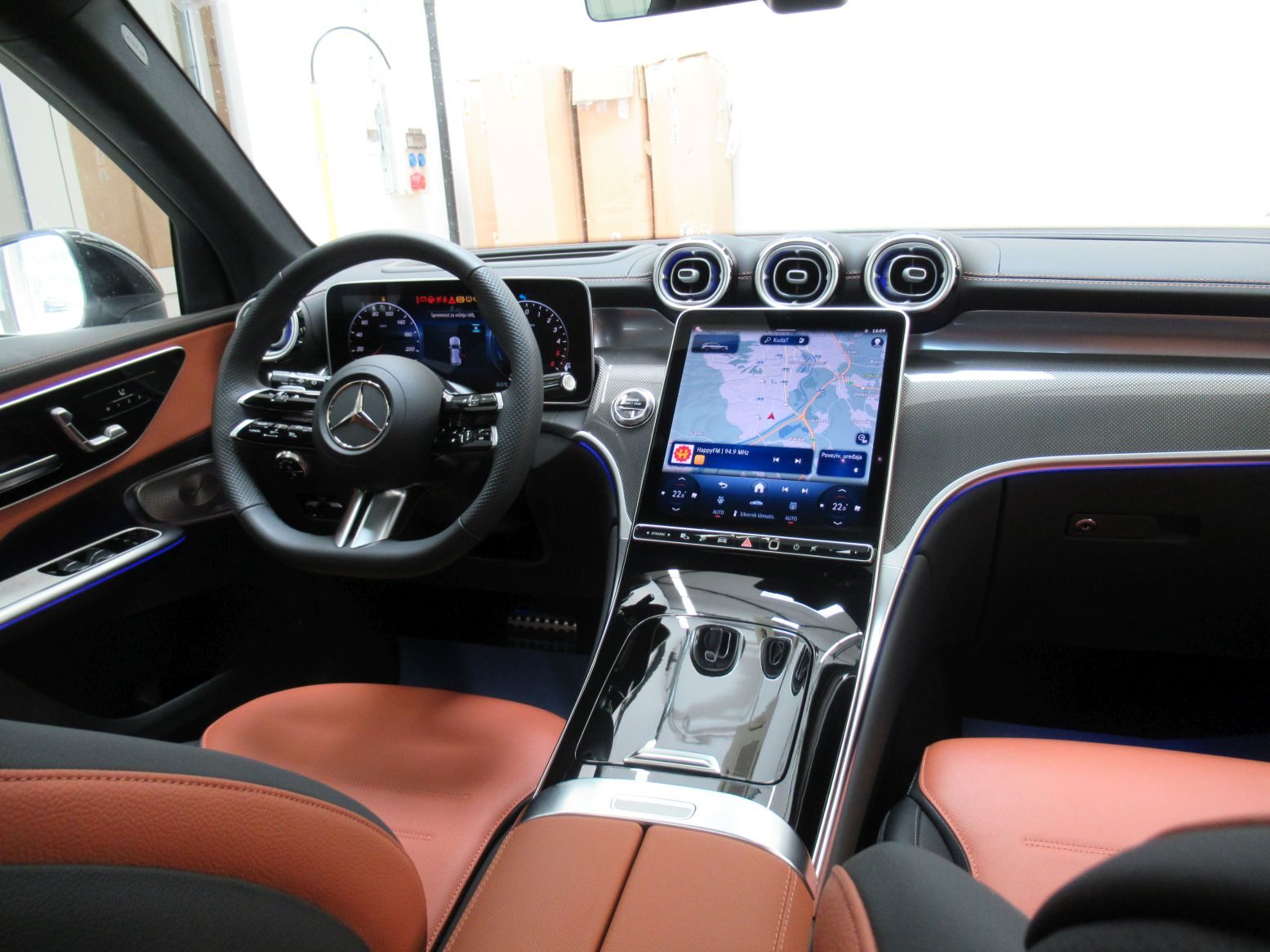 2025 Mercedes-Benz GLC AMG Line — fotografija 13