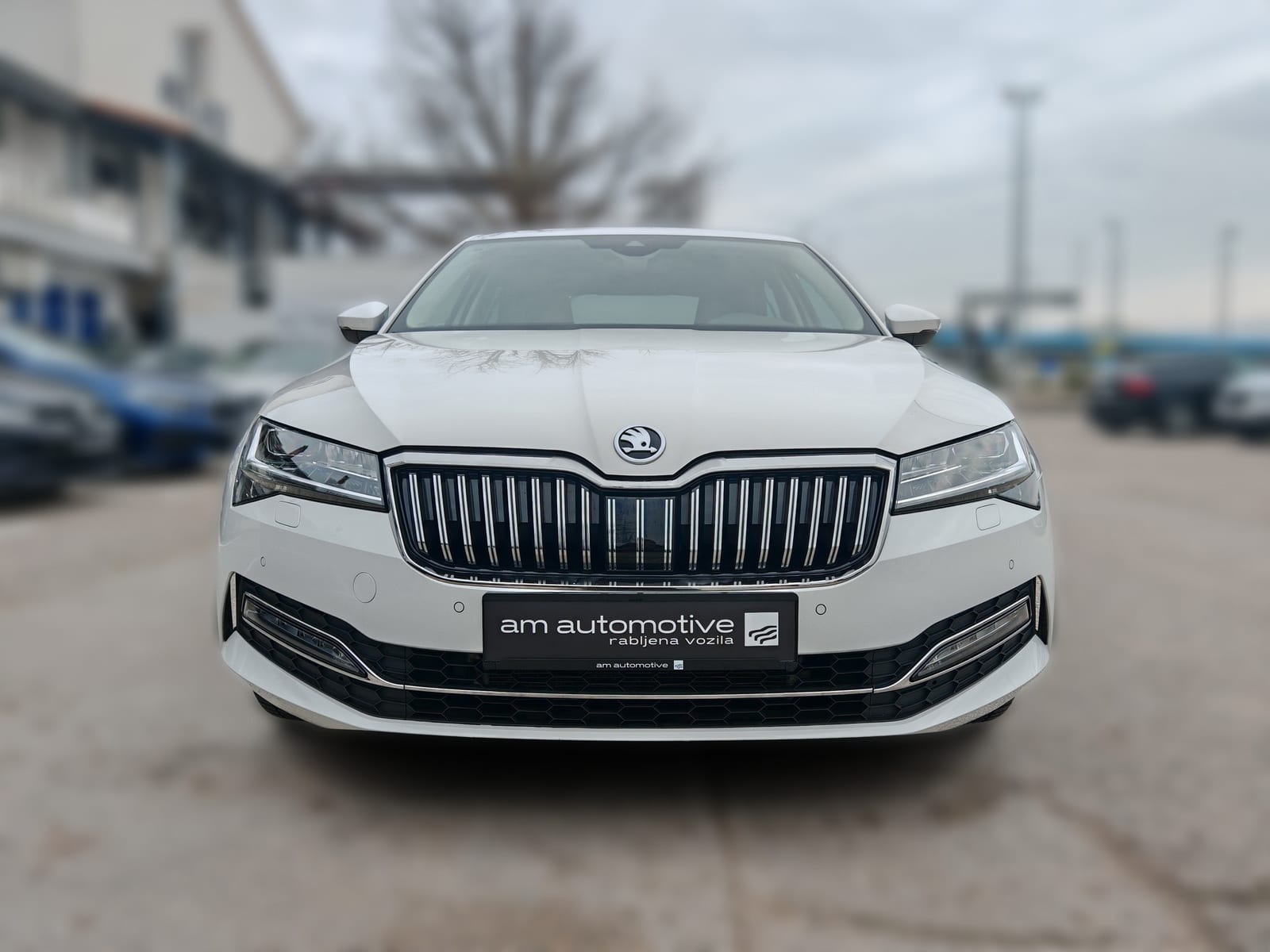 2021 Škoda Superb — fotografija 3