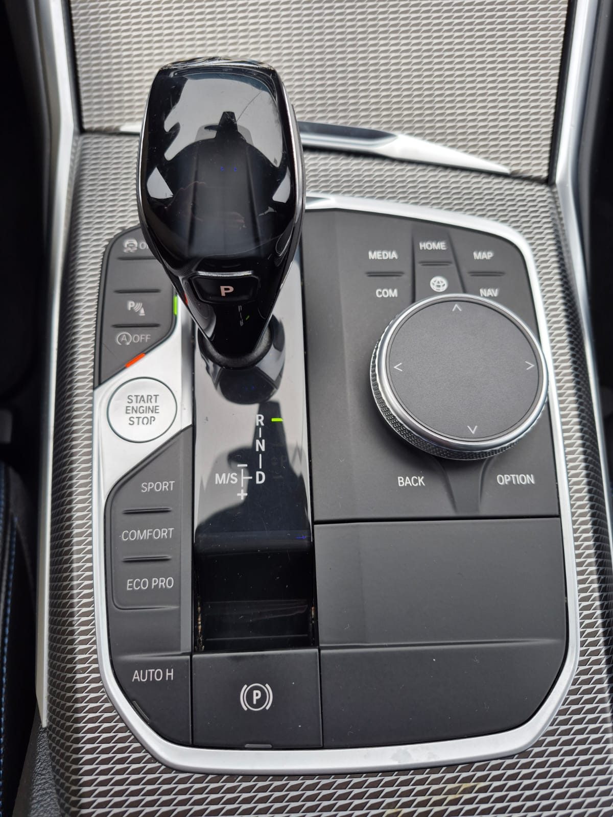 2019 BMW Serija 3 — fotografija 20