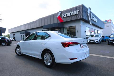 2022 Škoda Octavia — sličica 17