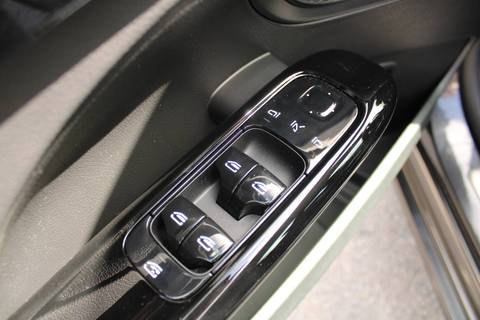 2023 Mercedes-Benz C-klasa — sličica 14