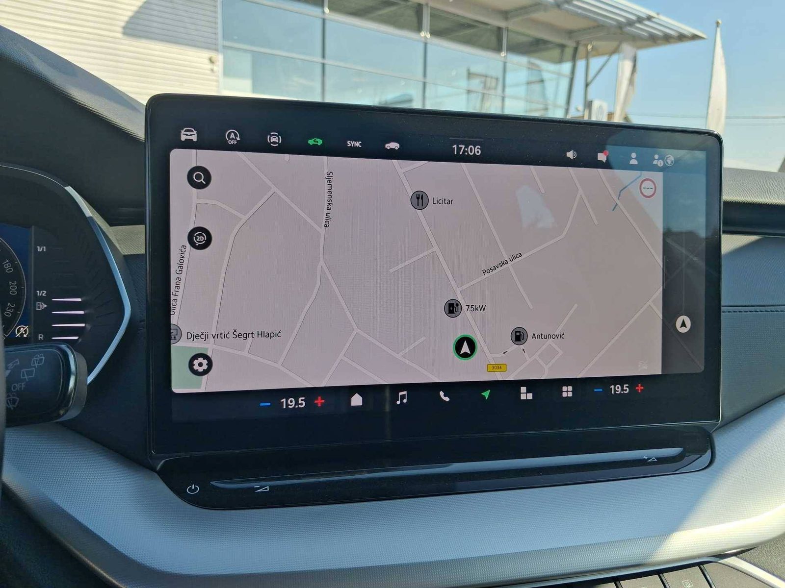 2024 Škoda Octavia Combi — fotografija 24