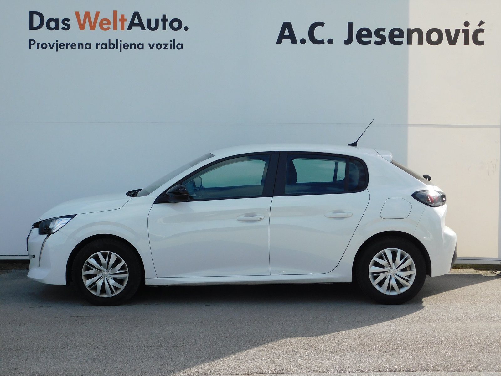 2022 Peugeot 208 — fotografija 6