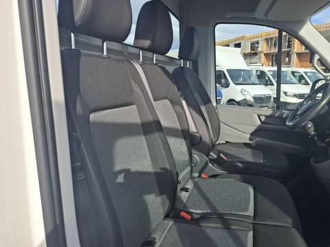 2020 Volkswagen Crafter — sličica 11