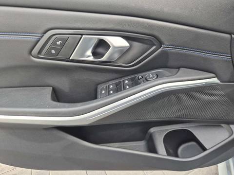 2024 BMW Serija 3 M Sport — sličica 19