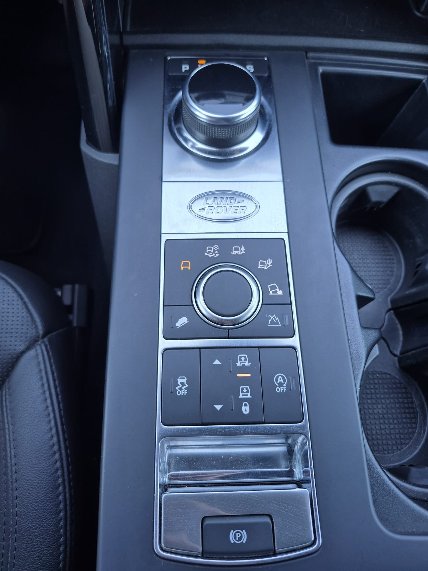 2019 Land Rover Discovery — fotografija 19