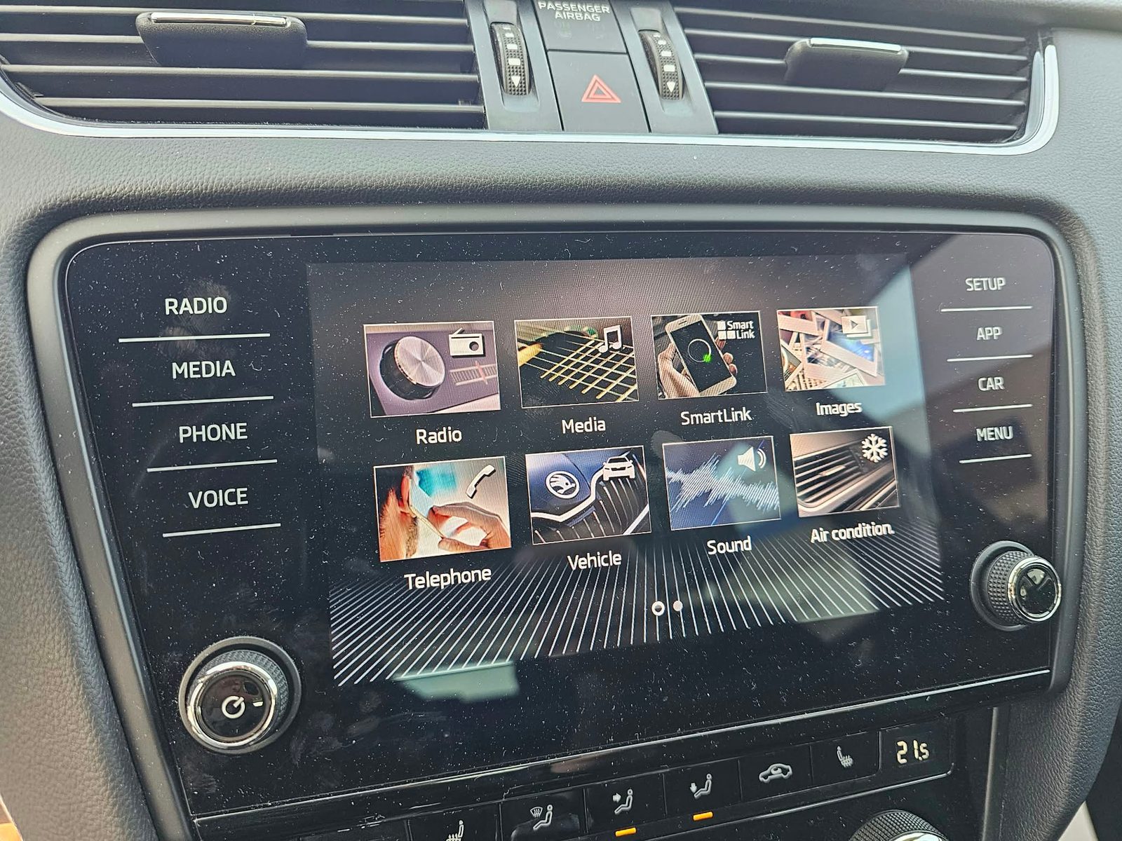 2020 Škoda Octavia — fotografija 19