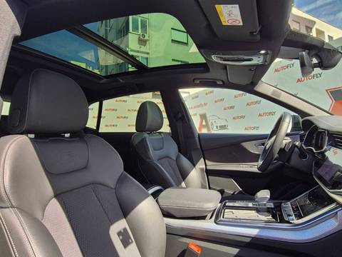 2025 Audi Q8 S line — sličica 19