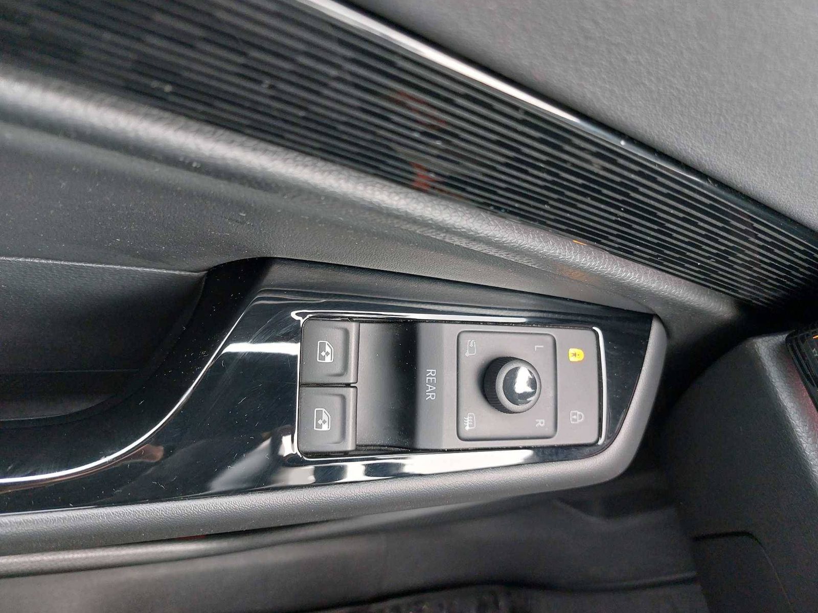 2024 Volkswagen ID.7 — fotografija 26