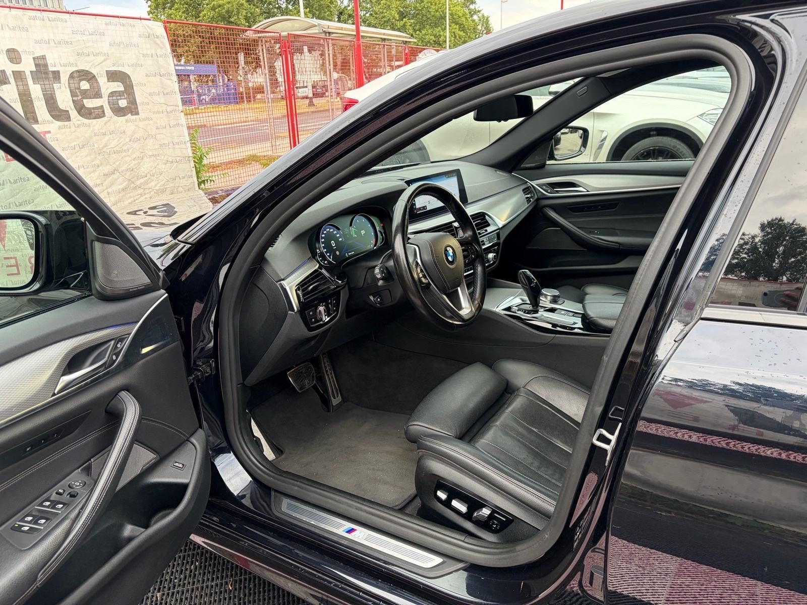 2019 BMW Serija 5 — fotografija 8