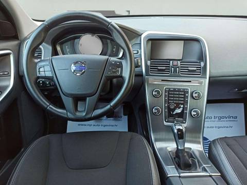 2016 Volvo XC60 — sličica 18